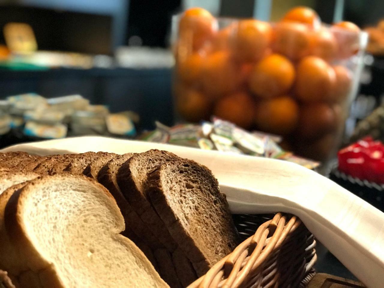 Fletcher Hotel-Restaurant Parkstad- Zuid Limburg Kerkrade Eksteriør bilde